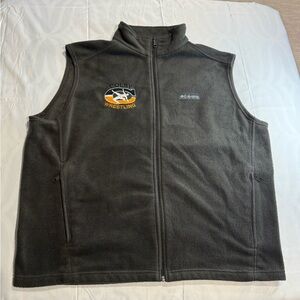 Men’s Columbia Olive Grayish Fleece Vest Size XLarge Excellent Condition